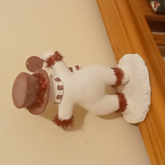 SNOWMAN WITH HEARTS HOLDING A LOLLIPOP - Picture 3 of 5